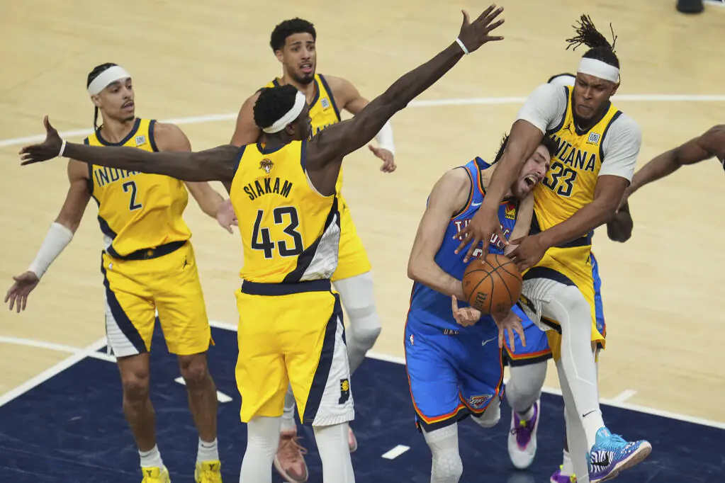 Intense Game 3 atmosphere ahead of the Pacers Thunder Game 4 shocking outcome prediction